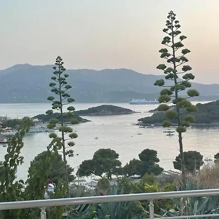 Holiday home Athina *