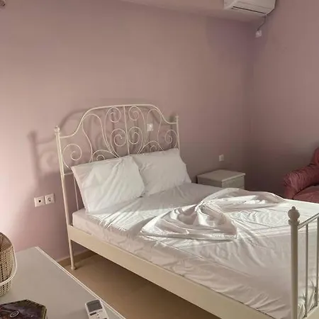 Vila Athina Holiday home *