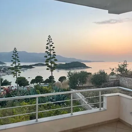 Vila Athina Holiday home *