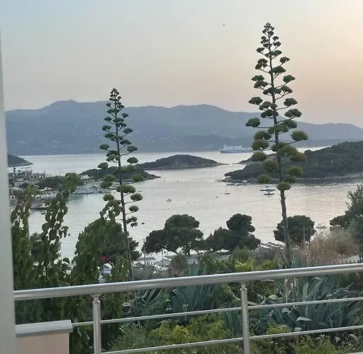 Athina Nyaraló Ksamil