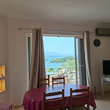 Athina * Ksamil