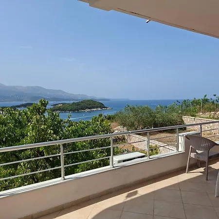 Holiday home Athina *